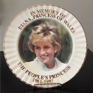In Memory of Diana, Princess of Wales Porcelain Collector Plate - Used